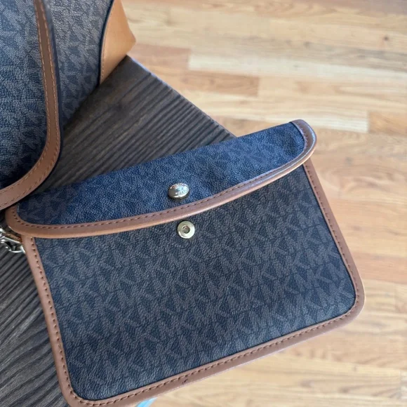 Michael Kors Eva Large Jet Set Girls Tote Bag~Matching Wallet~Beautiful - Picture 6 of 14